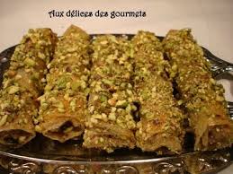 Aux Delices Des Gourmets Cigares Aux Fruits Secs Recette De Cuisine Marocaine Fruits Secs Alimentation