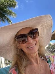 Auld Heather V MD Facog, 9021 Park Royal Dr, Fort Myers, FL 33908, US