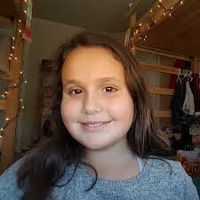 Madeline Singleton's Instagram, Twitter & Facebook