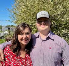 Lara Holliday DeHaven (@laradehaven) • Instagram photos and videos