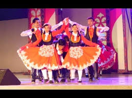 Pada awalnya tarian gambyong merupakan tarian rakyat untuk memeriahkan suasane ketika 8. Dances Of Malaysia Dancing In The Moonlight 9 Youtube