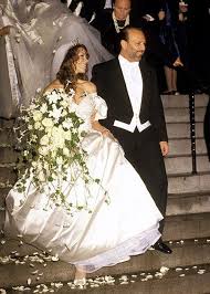 Tbt Mariah Carey S Lavish Weddings In Photos Celebrity Wedding Dresses Wedding Dresses Vera Wang Celebrity Wedding Photos
