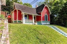 212 E 3rd St Rome Ga 30161 Building A House House Styles Rome