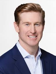 Damian Chandler's Instagram, Twitter & Facebook