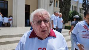 Celebran daneses 50 aniversario de su egreso del Ateneo Fuente