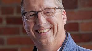 Eric Doden's Instagram, Twitter & Facebook