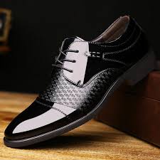 Acht beliebte herrenschuh modelle auf einen blick! Vintage Echtes Leder Manner Business Schuhe Derby Schwarz Lackleder Spitzschuh Kleid Schuhe Herren Hochzeit Burgund Calcados Mensaccessories Mannliches Parfu Anzug Schuhe Schuhe Herren Herrenmode Schuhe