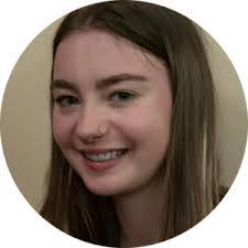 Victoria Downey's Instagram, Twitter & Facebook