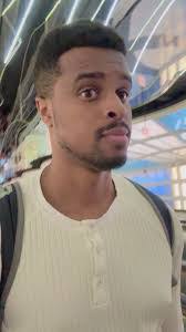 Donovan Robertson's Instagram, Twitter & Facebook