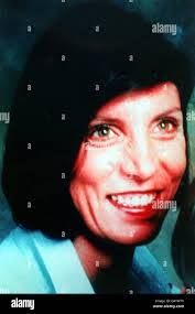 Mari Barry's Instagram, Twitter & Facebook