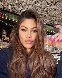 Carolina Delgado's Instagram, Twitter & Facebook