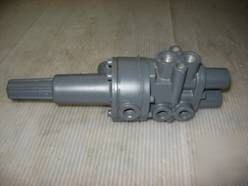When supply pressure falls below the trip point, the trip valve causes the actuator to fail up, lock in the last position, or fail down. New Lot Of 2 Fisher Trip Valve Assembly Type 377