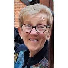 Maureen Haran's Instagram, Twitter & Facebook