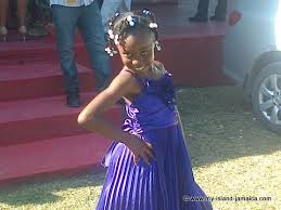 Jamaican women often wear traditional clothes that are handmade, and they also wear skirts, blouses and head scarves that are made of calico. Jamaican Dress Its Forms Formats And Functions