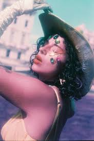 Adding Sparkles to Life in LomoChrome with Kate Hook · Lomography