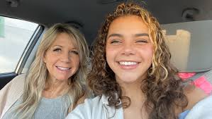 Fundraiser by Cassidy Karim : Help Cassidy through Danni's Passing