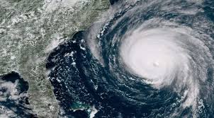 De fapt, meteorologii au constatat ca in ultimii ani marea neagra a devenit mai activa ca generator de cicloni. Ybcwrsxltaa Hm