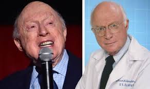 Norman lloyd (born 8 november 1914; Hjy6d8ympfdxfm