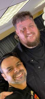 Jelly Roll is down a ton of weight & putting