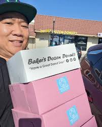 Baker's Dozen & Deli Delights (@bakersdozendonuts) · Instagram 照片和视频