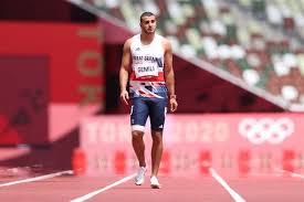 Medalist desiree henry congratulates great britain and northern ireland's adam gemili on winning the gold medal in the 4x100m men's relay at the world. X9cldf8eyolowm