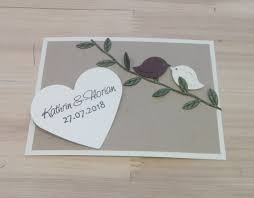 Diy Save The Date Hochzeitskarte Alle Materialien Fur Diese Karte Findet Ihr Im Zauberbaum Sho Karte Hochzeit Hochzeitskarten Hochzeit Einladung Kraftpapier