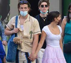 Ma jon ha celebrato lo stesso il diploma di maturità di suo figlio jacob hurley bongiovi. Koj9ouop94drom