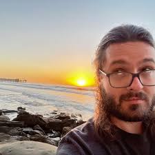 John True (@johntruekeys) • Threads, Say more