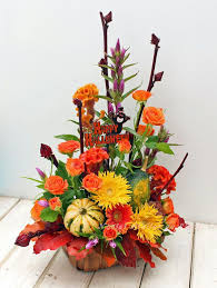 ハロウィンのアレンジメント フラワーアレンジメント モダン フレッシュフラワー 秋のフラワーアレンジメント