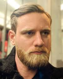 Weeks Raw Honey is Good for Beard Growth