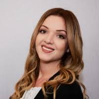 Melanie Ruff's Instagram, Twitter & Facebook