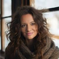 1400+ "Lanzó" profiles