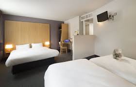 Het disneyland hotel is het meest luxe hotel van disneyland paris. B B Hotel A Disneyland Paris Magny Le Hongre Hotel Info