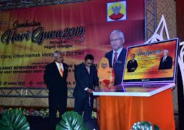 • secara sematik, supervisi pendidikan adalah pembinaan yang berupa bimbingan atau tuntunan ke arah 2. Media Selangor On Twitter Selangor Pengarah Jabatan Pendidikan Selangor Sebak Di Sambutan Hari Guru Https T Co Tt6vqdhavd