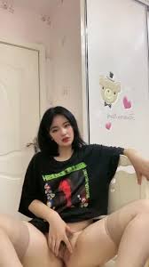 Chinese Teen (Tiktok leak) - Porn Videos & Photos - EroMe
