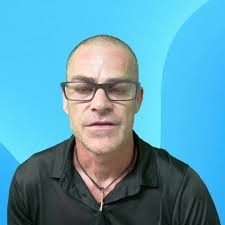 Old School Kickboxing., Aaron Ellis vs. Adrian Granger 1995 Bribie Island  Hotel. This was my 4th kickboxing fight with Vikings Kickboxing, my Coach  Shane Tidyman Ring announcer Jim "Sledgehammer" Shannon