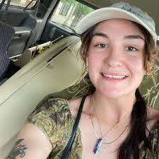 Hannah Lindgren's Instagram, Twitter & Facebook