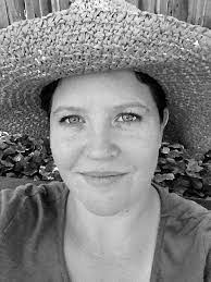 Heather Lussier's Instagram, Twitter & Facebook