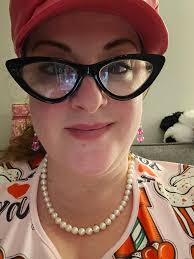 Hi all! I just wanted to introduce myself and thanks for adding me to your  group.