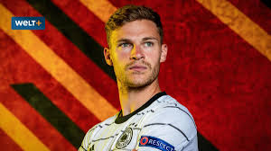 Hjulmand created an identity for this team, one that the fans, at home and then abroad, have identified with. Em 2021 Danen Star Christian Eriksen Bekommt Defibrillator Eingesetzt Welt