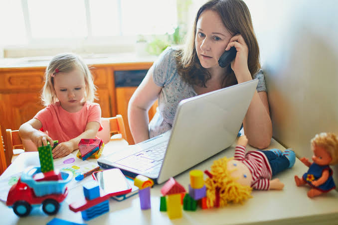 15 Moms Get *Real* On How to Balance Work and Life - The Mother Chapter