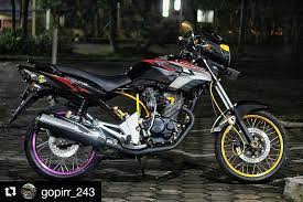Kamu pasti masih ingat betul dengan momen ini, di mana di. Kecelakaan Tiger Herex Ban Cacing Di Tanjakan Antara Foto Settingan Dan Sudut Caster Pertamax7 Com