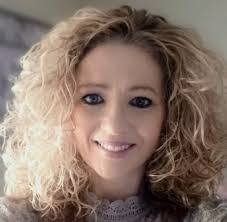 Janice Ye's Instagram, Twitter & Facebook