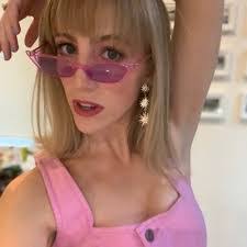 Amanda Lopiccolo's Instagram, Twitter & Facebook