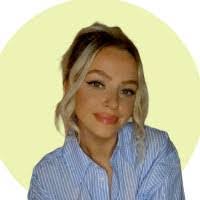 Merle Wolff's Instagram, Twitter & Facebook