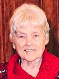 Debbie Lockwood's Instagram, Twitter & Facebook