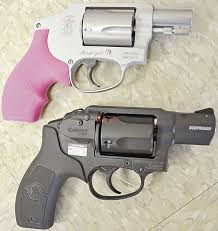 See full list on luckygunner.com The Bodyguard 38 Special Smith Wesson Reinvents The Revolver