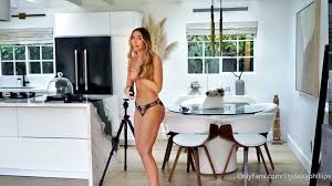 Lily Phillips Onlyfans - XXXBP