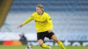 Jude bellingham (borussia dortmund) right footed shot from the centre of the box to the top right corner. Jnekwi4viuynfm