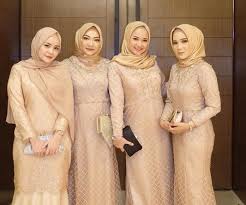 Kebaya brokat bsd marmaid kebaya modern kebaya brukat duyung baju pesta kebaya kondangan. Model Kebaya Duyung Modern Model Kebaya Terbaru 2019